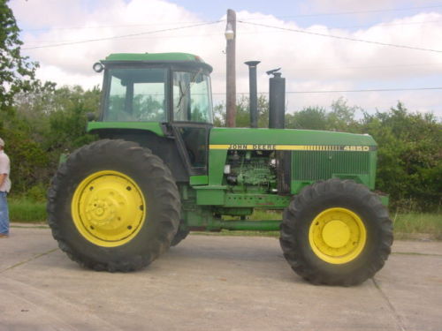 Tracteur John Deere 4850 MFWD